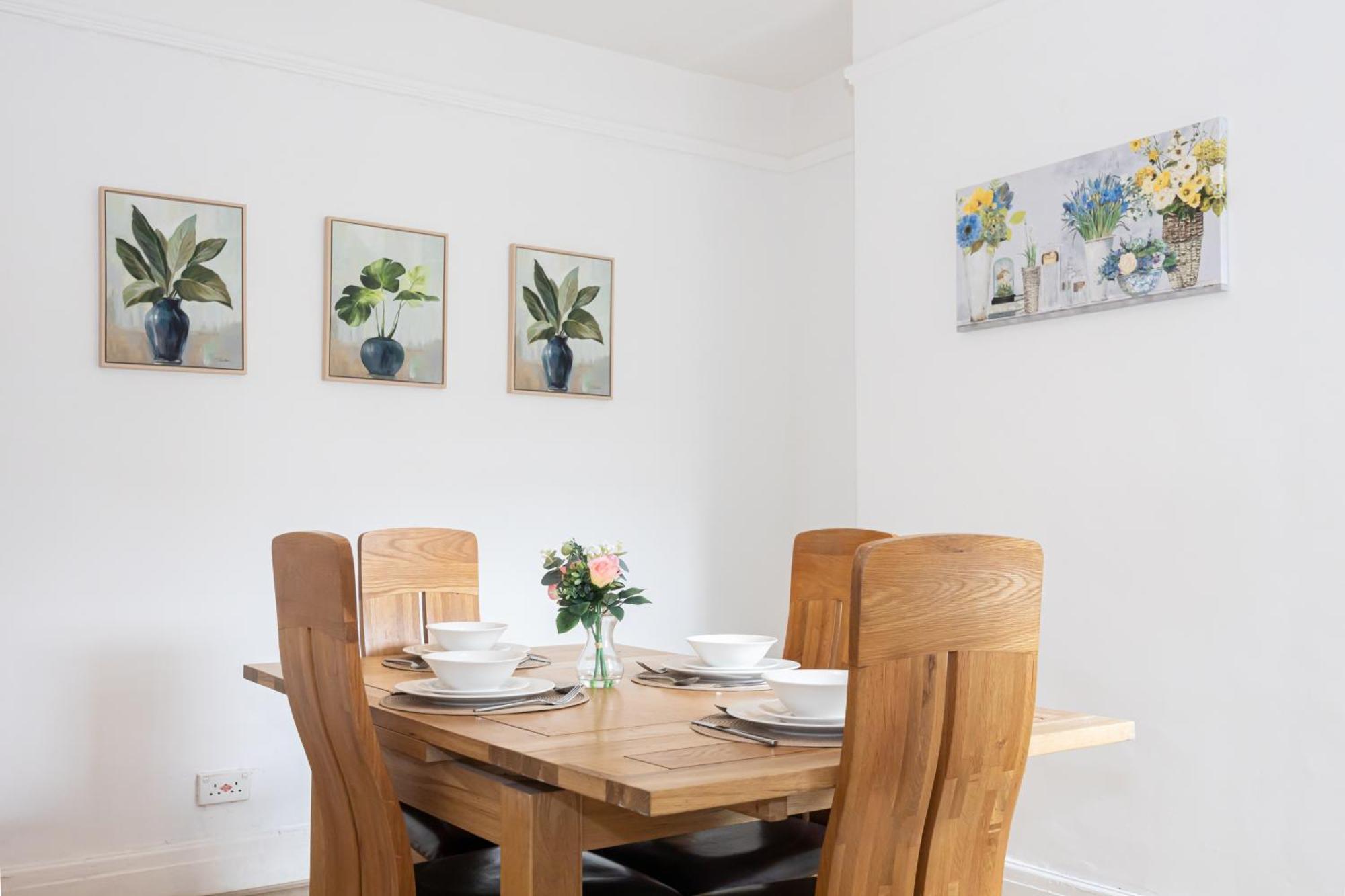 מנצ'סטר Bright & Modern 3 Bedroom Old Trafford Home מראה חיצוני תמונה